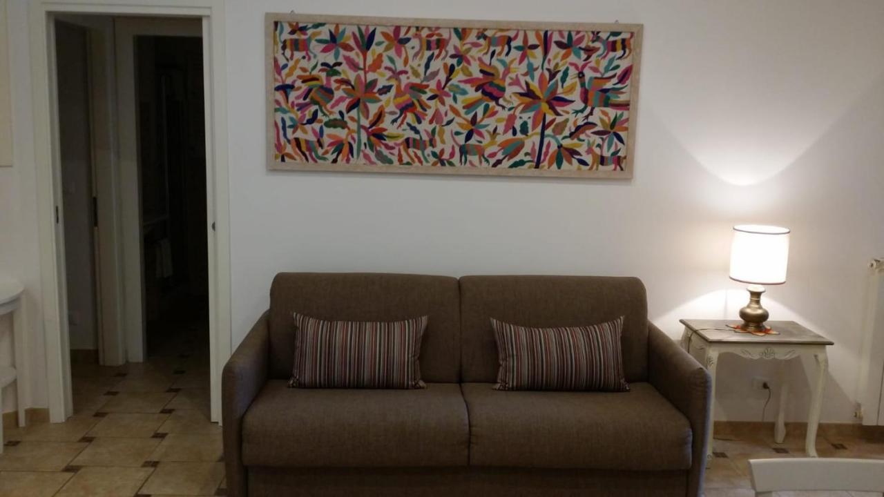 Eleonora'S Apartment Rome Bagian luar foto